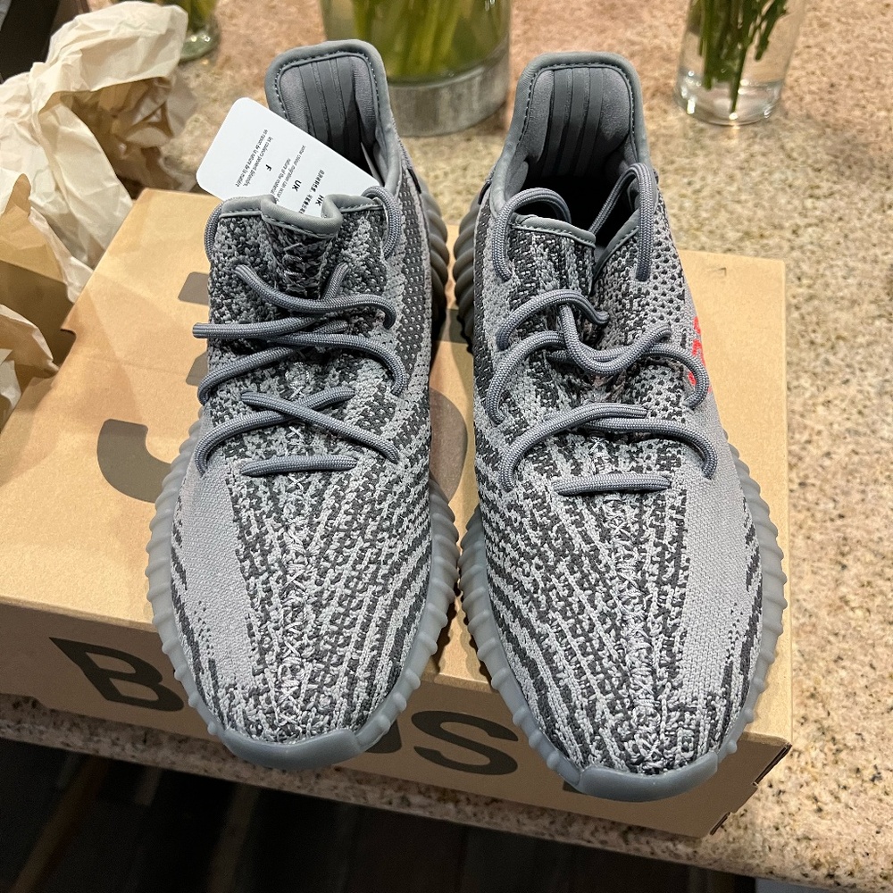 Adidas Yeezy Boost 350 V2 Brand New
